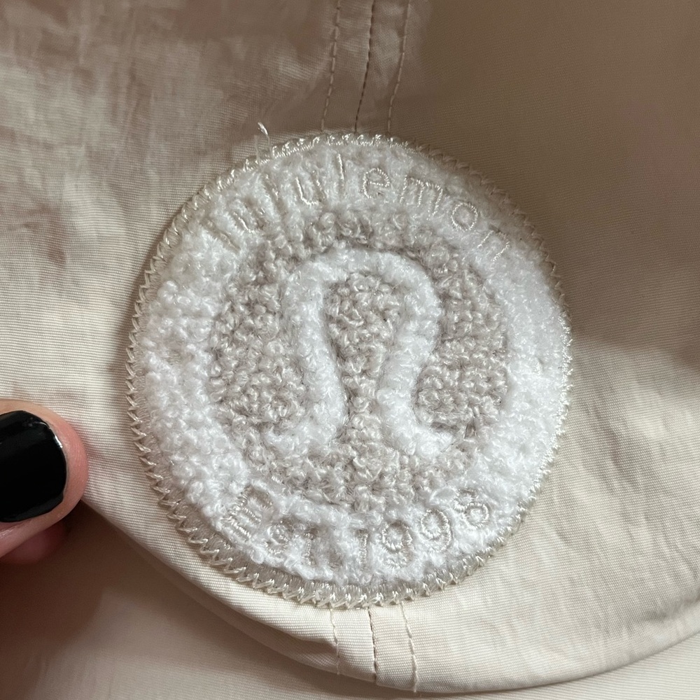 Lululemon hat